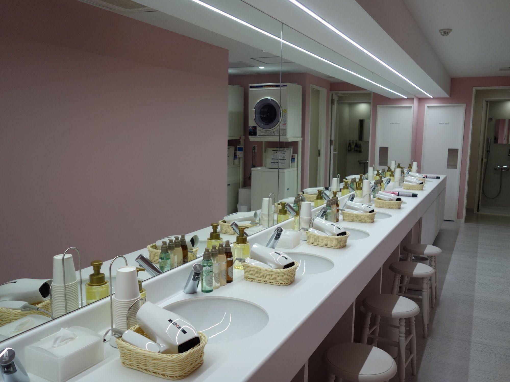 Akihabara Bay Hotel  Tokyo Bagian luar foto